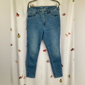 Old Navy high waist skinny jeans, size 14